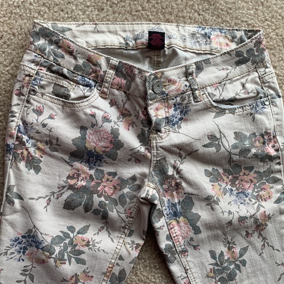 Floral denim pants - Picture 3 of 5